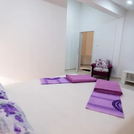 Purple Konukevi *